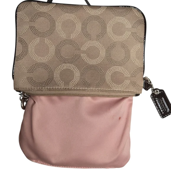 Coach Op Art C Wristlet - Picture 3 of 6